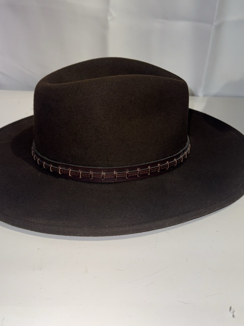 BAILEY FIREHOLE FELT WESTERN HAT in Dark Brown with Leather Band - Picture 4 of 11